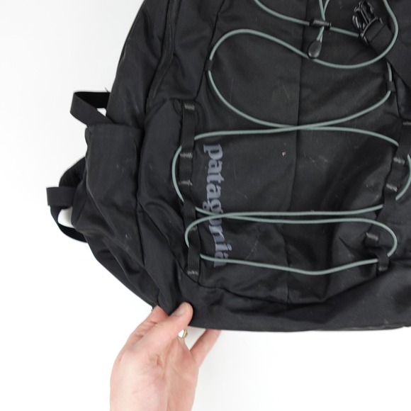 black patagonia backpack mens Refugio Day Pack 26L Patagonia Refugio Day Pack 26L The Patagonia Refugio Day Pack 26L is a versatile Patagonia Black Hole Pack 25L